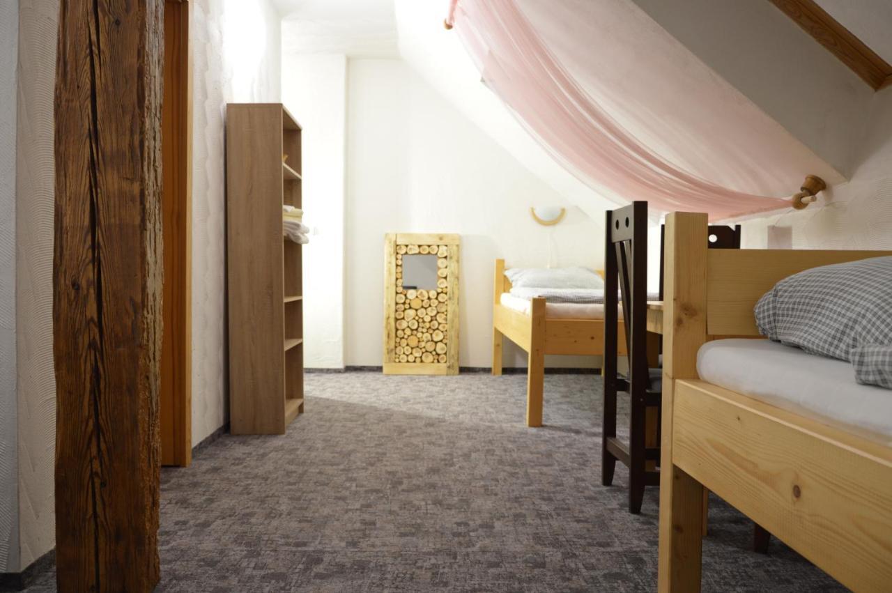 Statek 3 - Wellness & Spa Hotel Hluboka nad Vltavou Ngoại thất bức ảnh