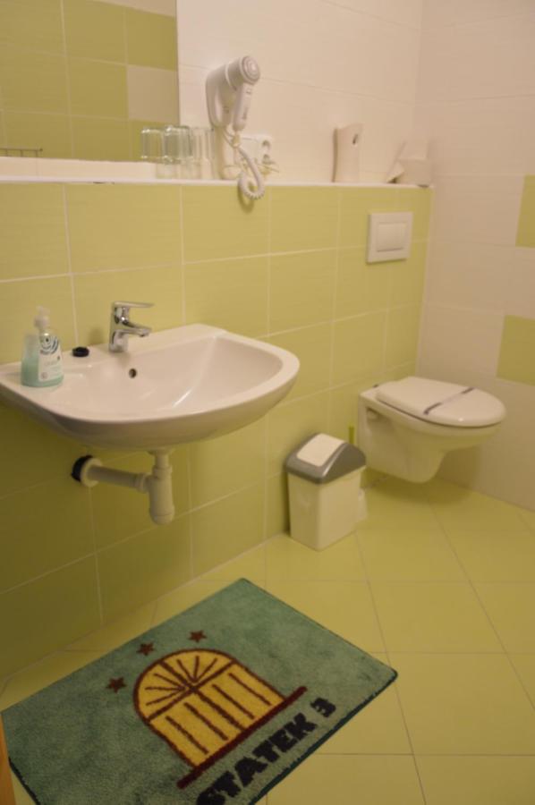Statek 3 - Wellness & Spa Hotel Hluboka nad Vltavou Ngoại thất bức ảnh