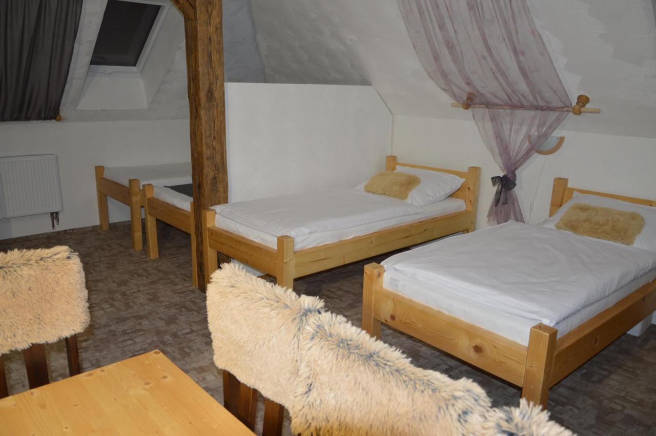 Statek 3 - Wellness & Spa Hotel Hluboka nad Vltavou Ngoại thất bức ảnh